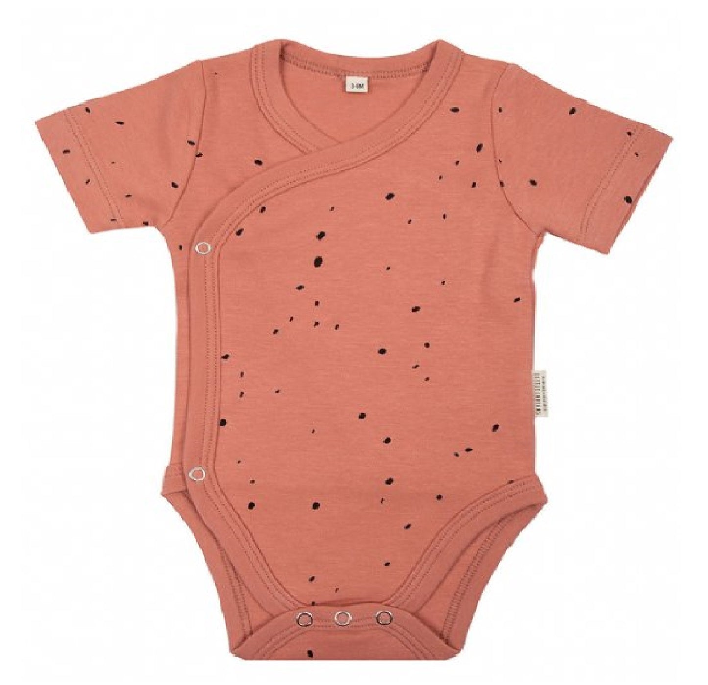 Een romper met korte mouwen van Little Indians in de kleur oranje, gemaakt van 100% biologisch katoen.